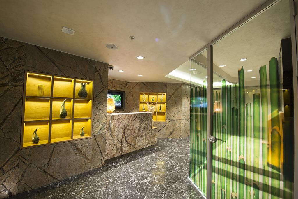 Ramada By Wyndham Gemli̇K Hotel Gemlik Exterior photo